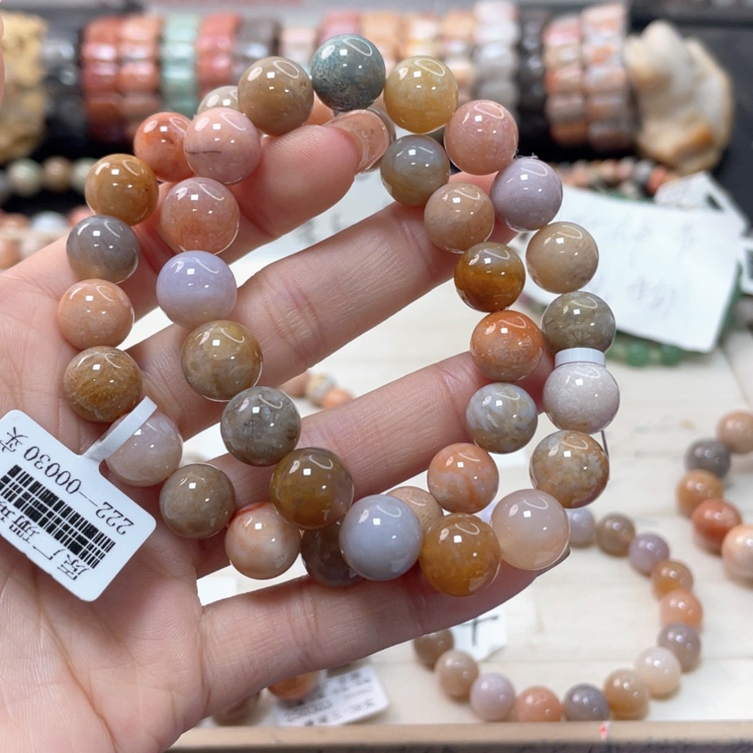 硅化珊瑚（珊瑚玉）手链未镶嵌?**−544