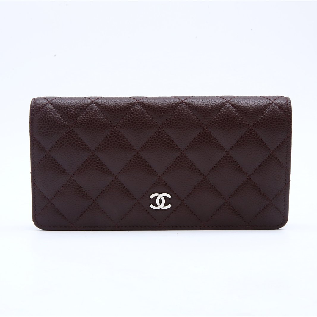 95新 Chanel/香奈儿 小花攀攀钱包 酒红色 皮革C 19开 银扣