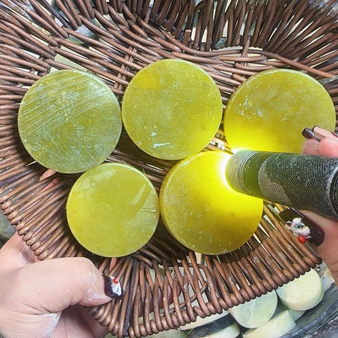 蛇纹石玉岫玉未镶嵌