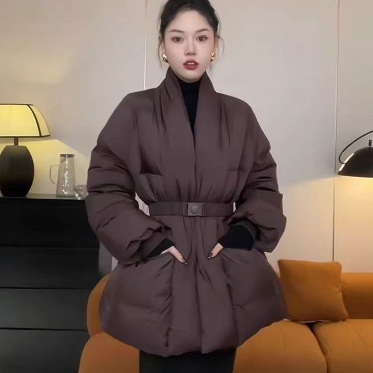 中长款收腰冬季加厚保暖时尚女士外套