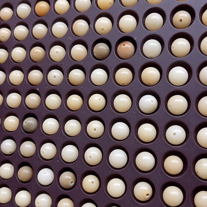 白玉菩提吊坠瑕疵10奶白圆珠100颗卡灯牌宠100颗