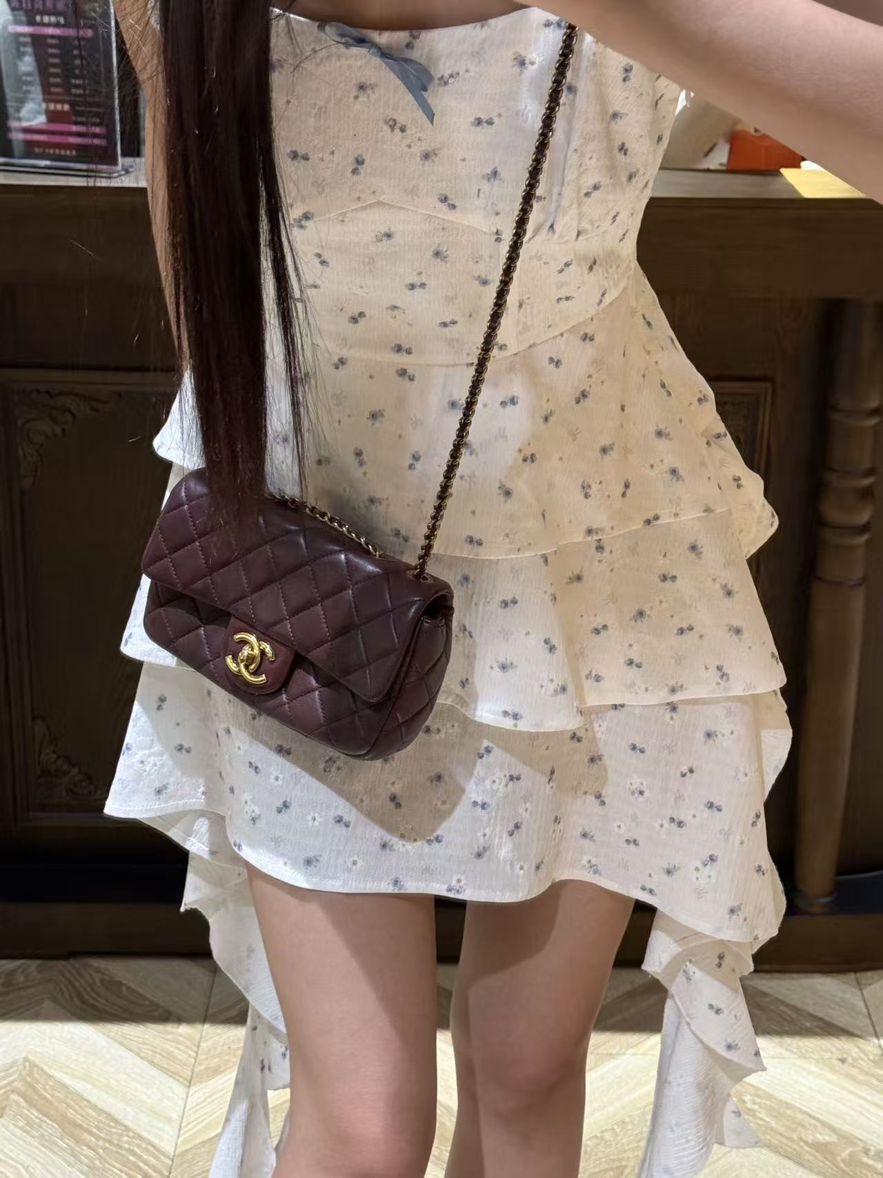 95新 Chanel/香奈儿 酒红色金扣cf小号包 19cm 16686784