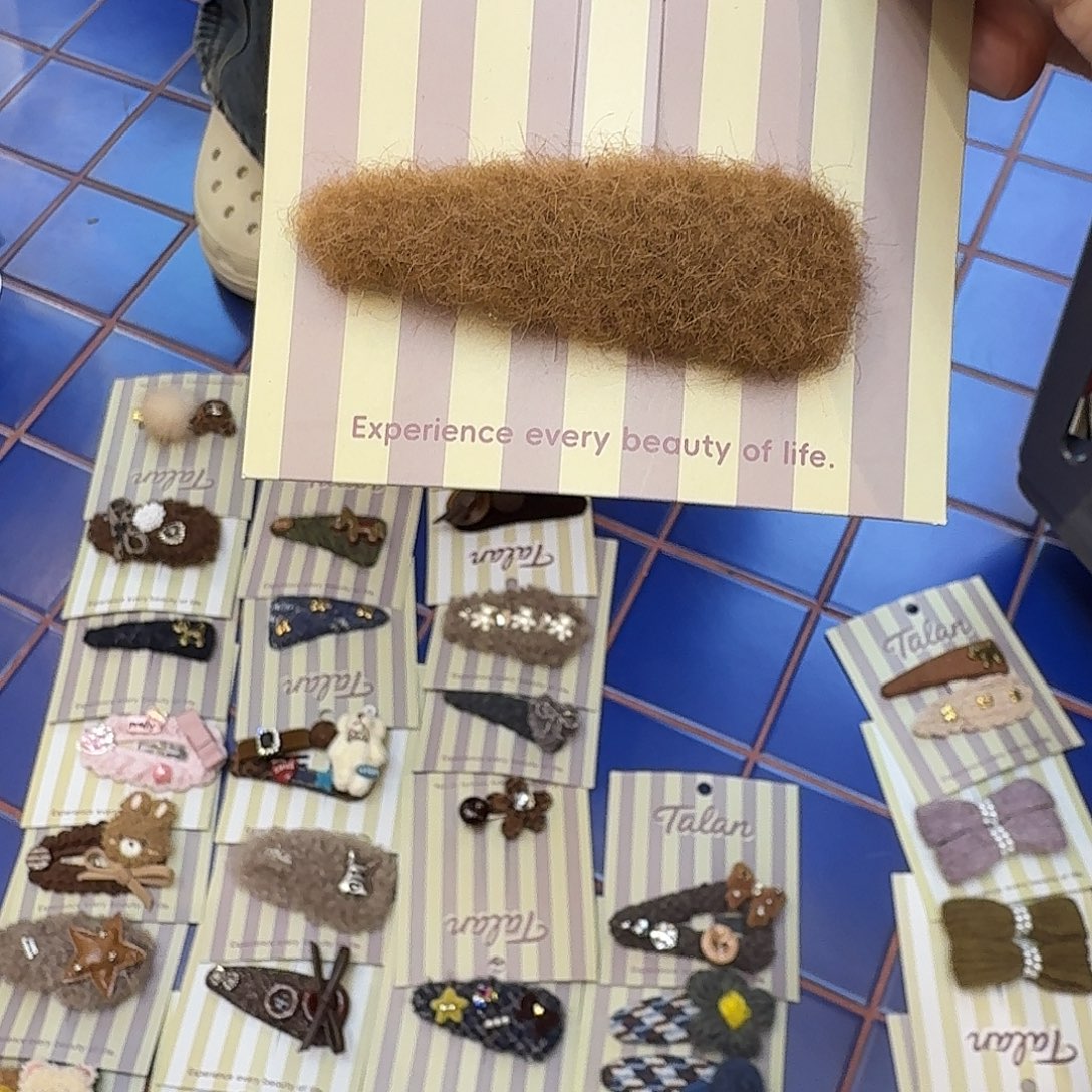 *****皮质非金属掰掰夹302