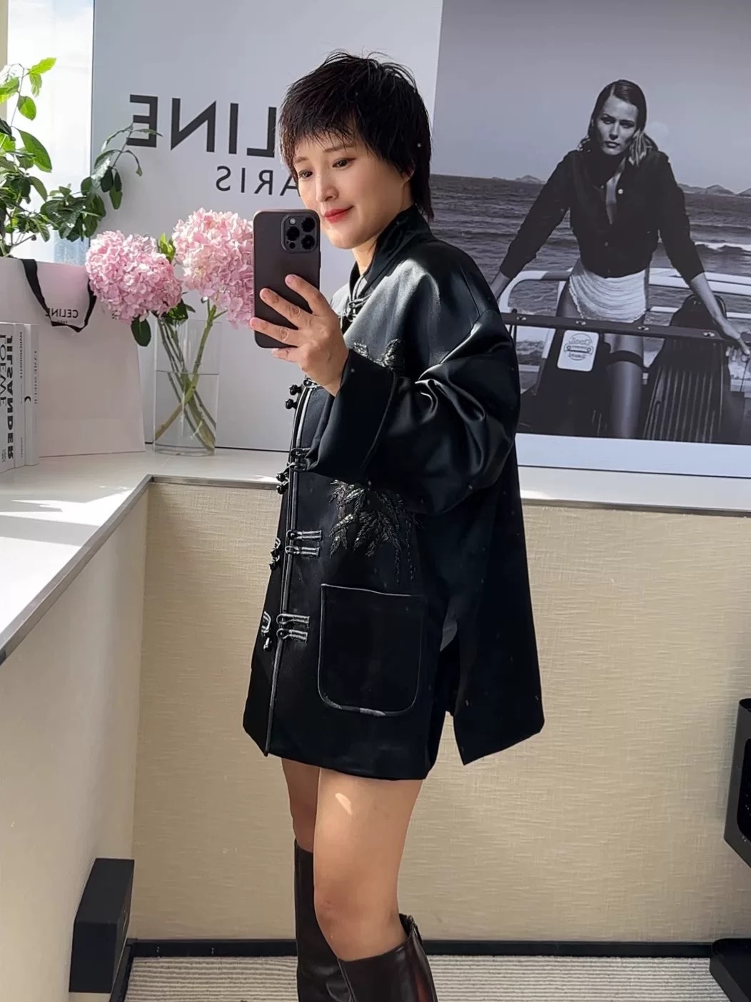 新中式黑色立领盘扣重工富贵竹刺绣钉珠设计长袖羽绒服GF024