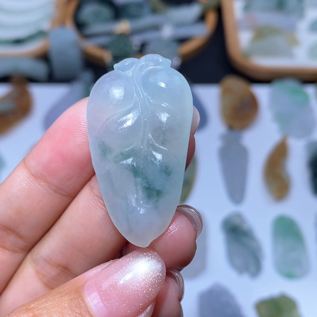 定制翡翠未镶嵌锦**体叶子