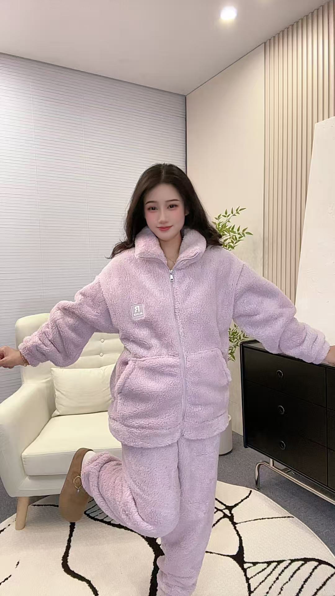 (秋冬新款)男女学生时尚情侣款拉链R标家居服饰时尚保暖睡衣套装