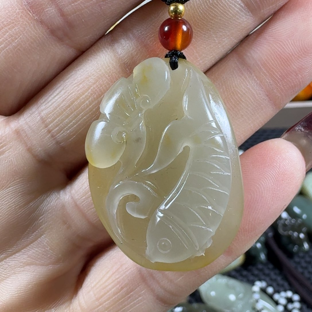 和田玉挂件未镶嵌