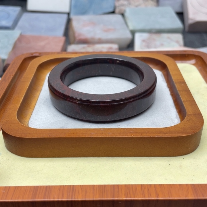 石英质玉未镶嵌定制