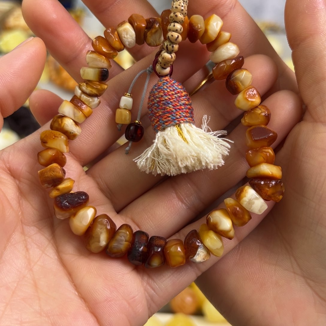 未镶嵌蜜蜡裸石蜜蜡