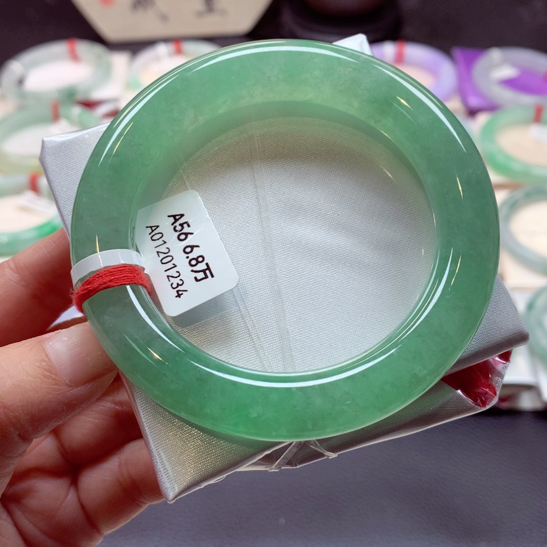 翡翠手镯未镶嵌圆条56（29号）89