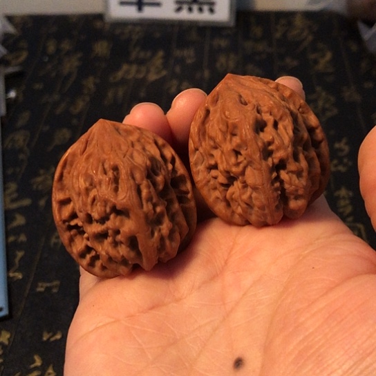 文玩核桃把件大鸡心38mm