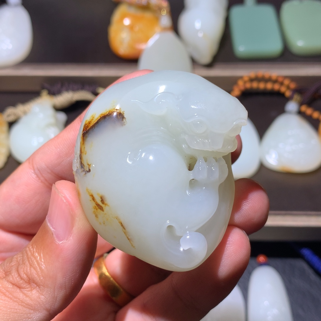 和田玉未镶嵌挂件