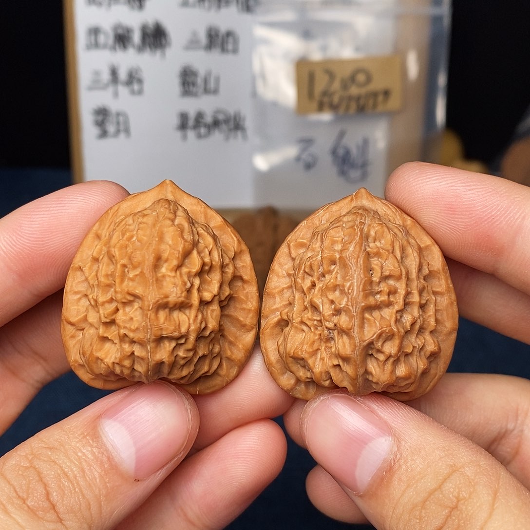 文玩核桃吊坠秦公子