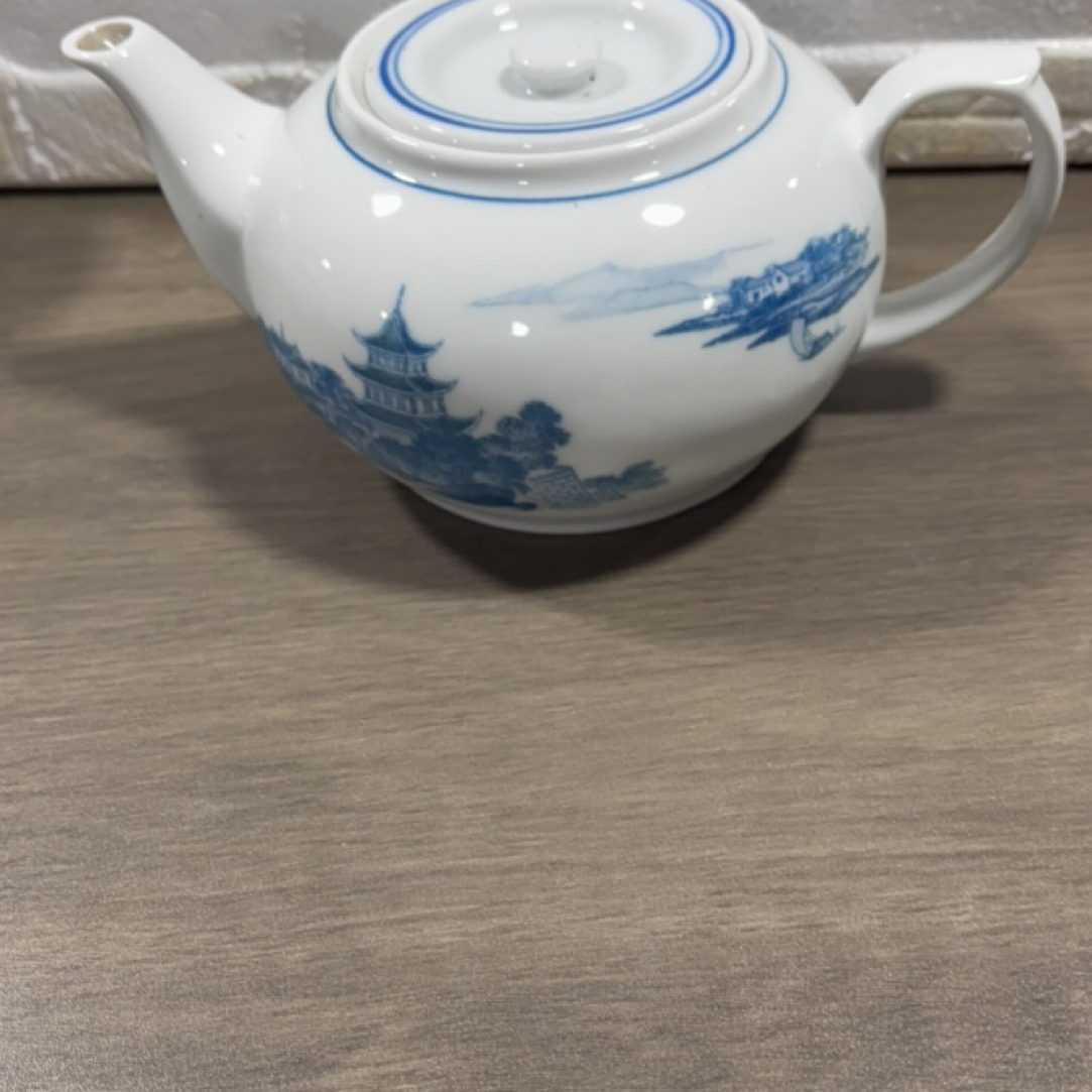 釉下五彩岳阳楼，茶壶800毫升容量