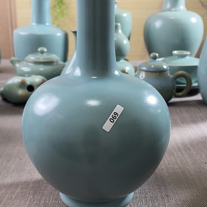 蔚***子瓷片天球瓶一一一一一一一暇