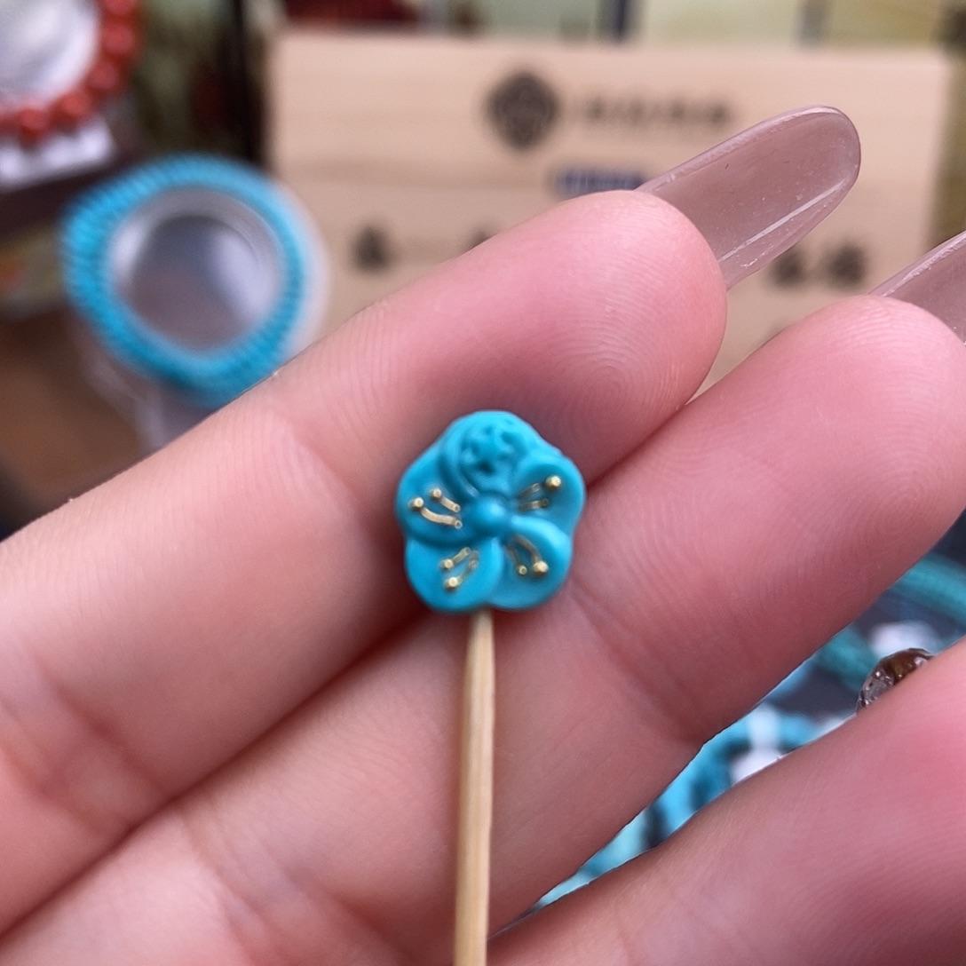 绿松石雕刻未镶嵌