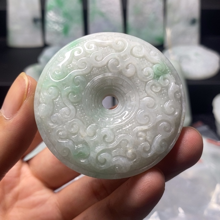 颈饰未镶嵌翡翠天然翡翠A货