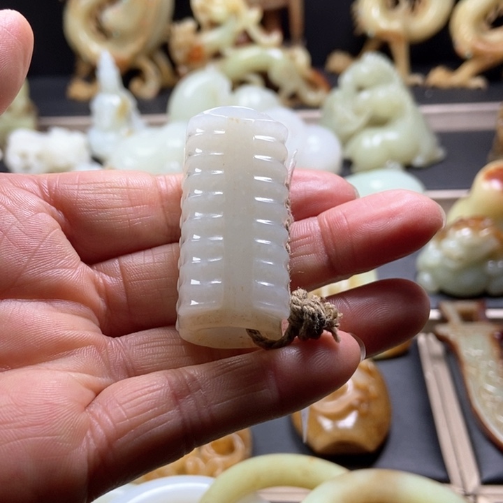 和田玉挂件未镶嵌