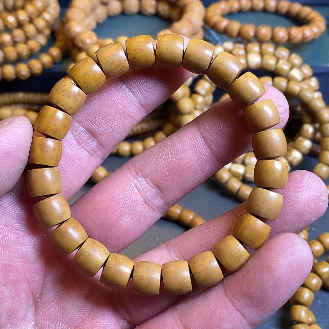 菩提紫金鼠实心鼠直切手串