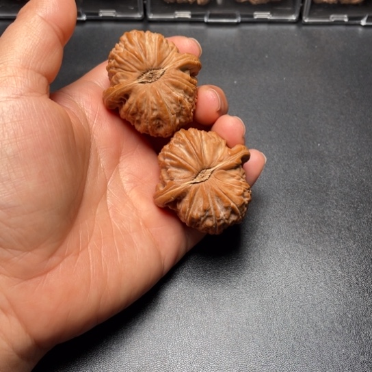 【闪购商品】把件文玩核桃东**哥白狮子……