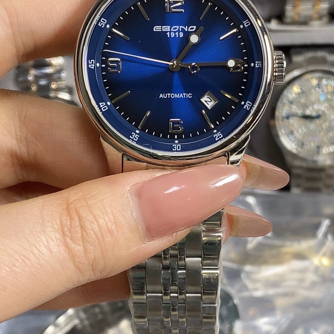 全自动机械男表      