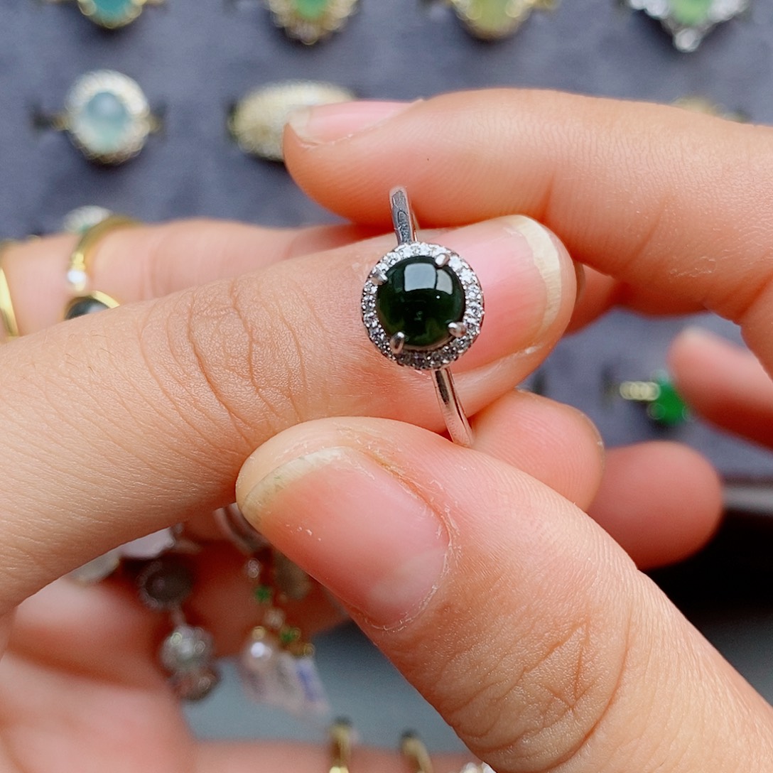 月***呗银S925镶嵌戒指翡翠111111