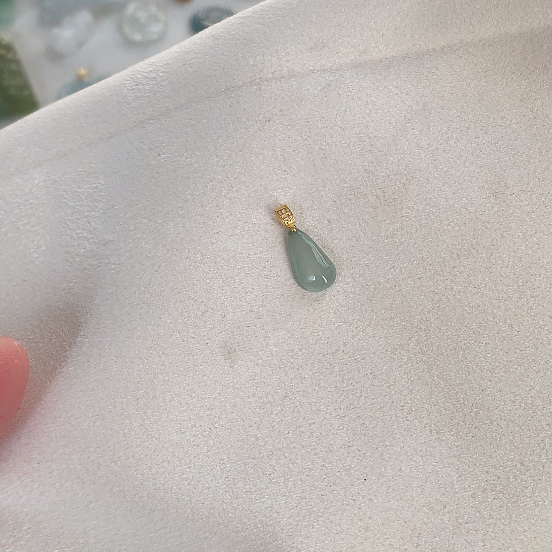 翡翠18K金镶嵌颈饰瓜随机福利