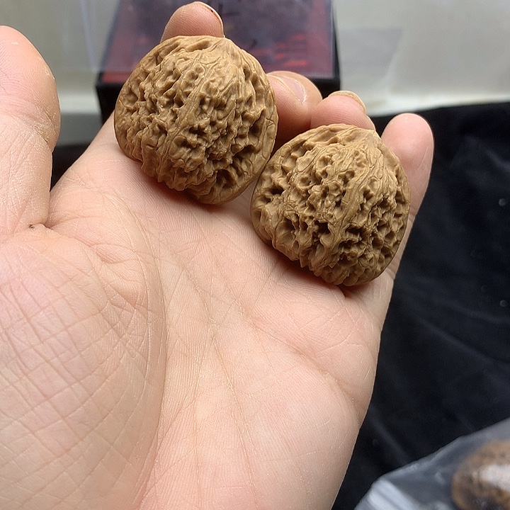 文玩核桃吊坠36 窝头南疆石