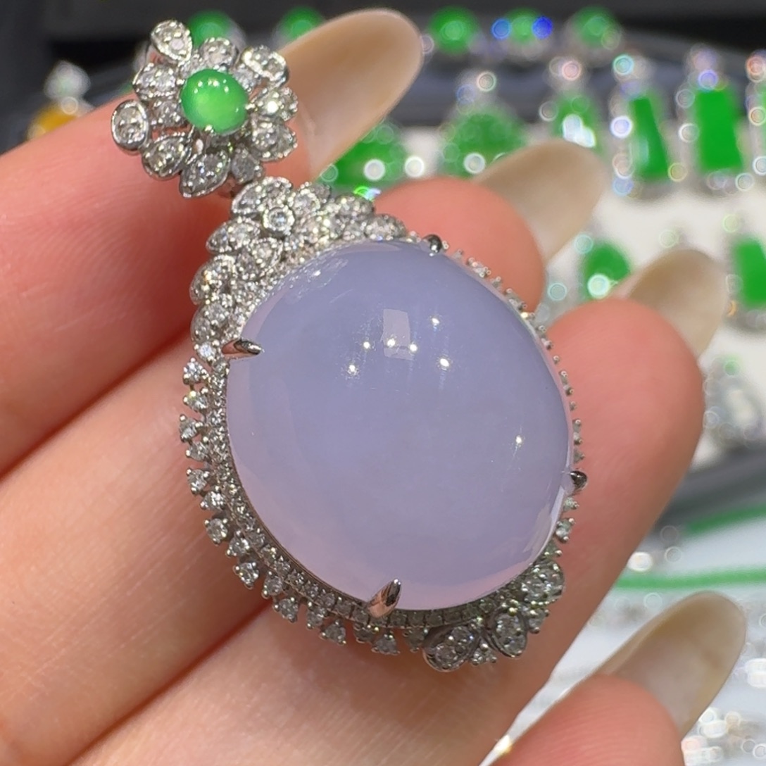 翡翠18K金镶嵌颈饰收到货48小时鉴赏期