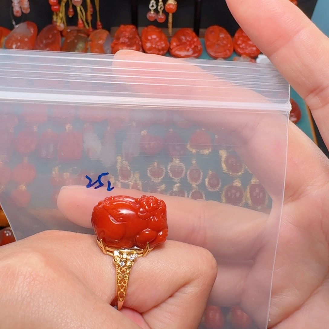 南红玛瑙南红玛瑙保山柿子银S925镶嵌