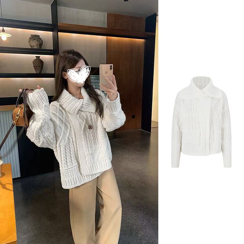 Moses Queen/魔西女王翻领韩系老钱风针织厚款网红宽松秋冬时尚