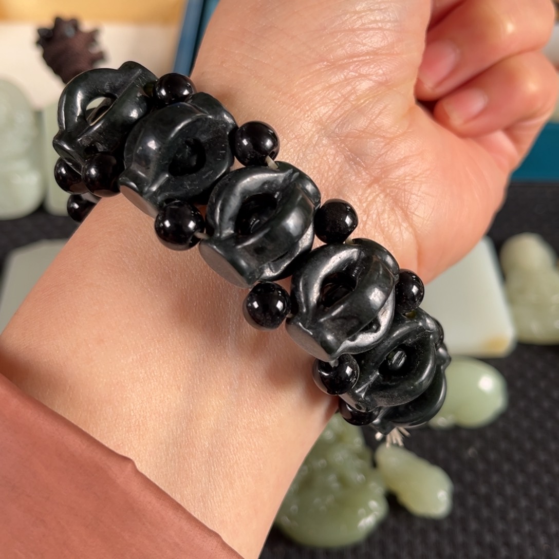 和田玉（糖玉）挂件未镶嵌