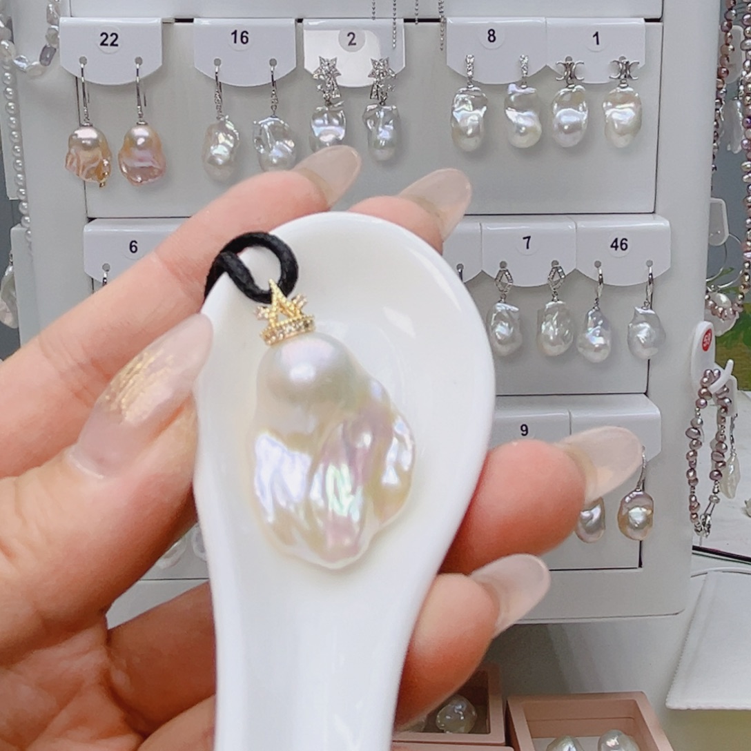 淡水珍珠未镶嵌颈饰