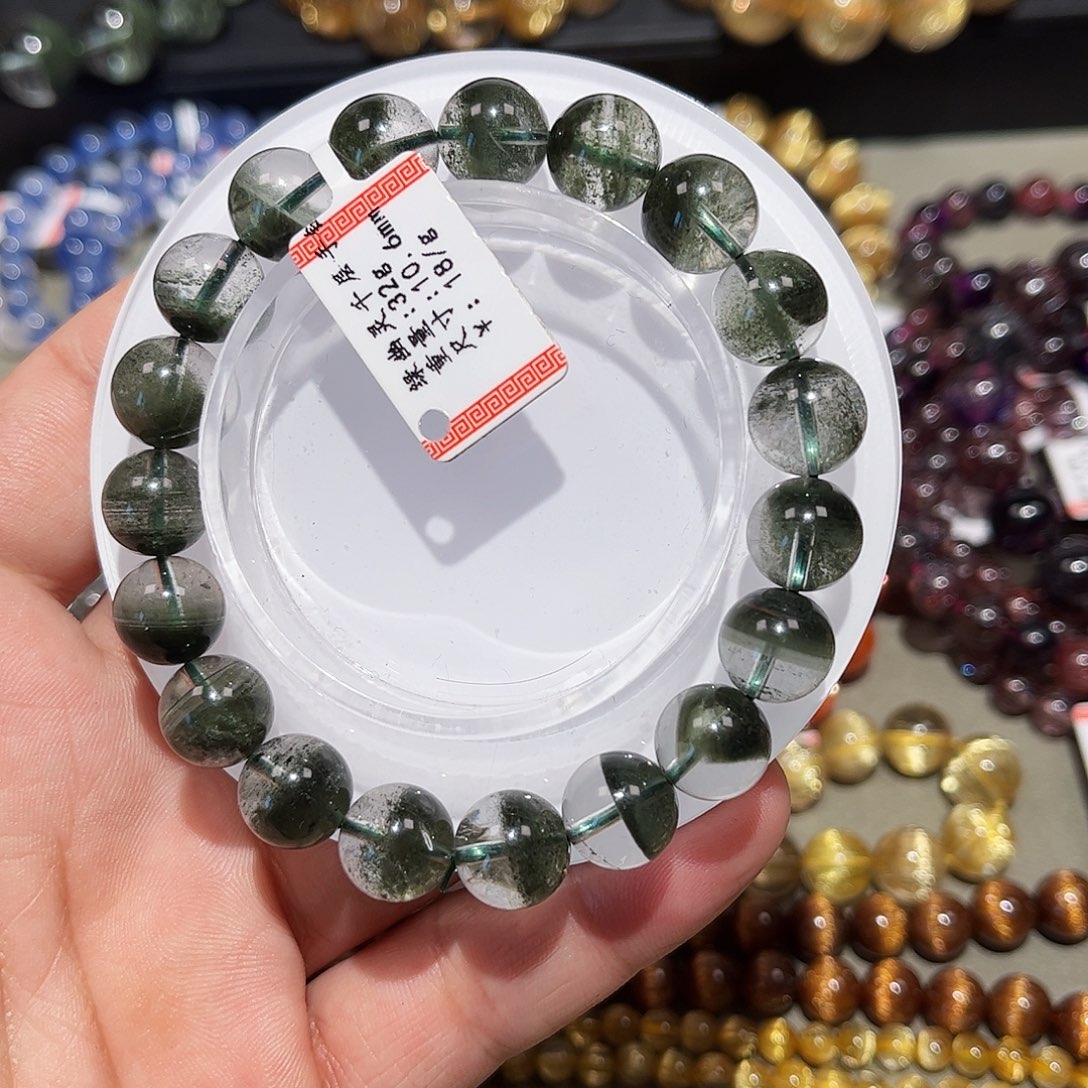 水晶手链未镶嵌月***?绿幽灵聚宝盆