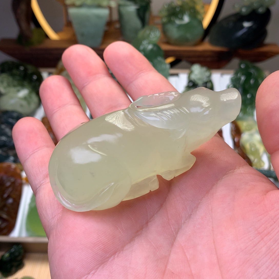 岫玉未镶嵌岫玉小摆件用****2