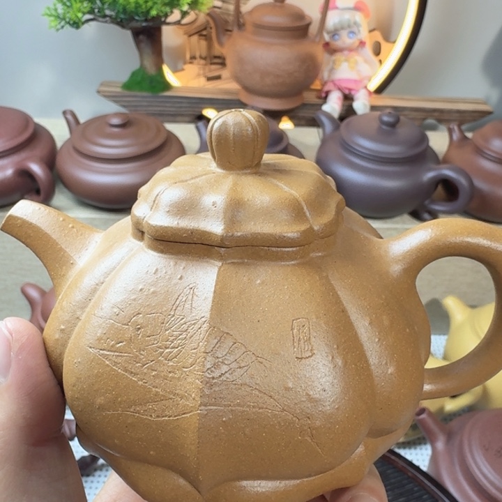 原矿黄段南瓜壶260c瑕疵