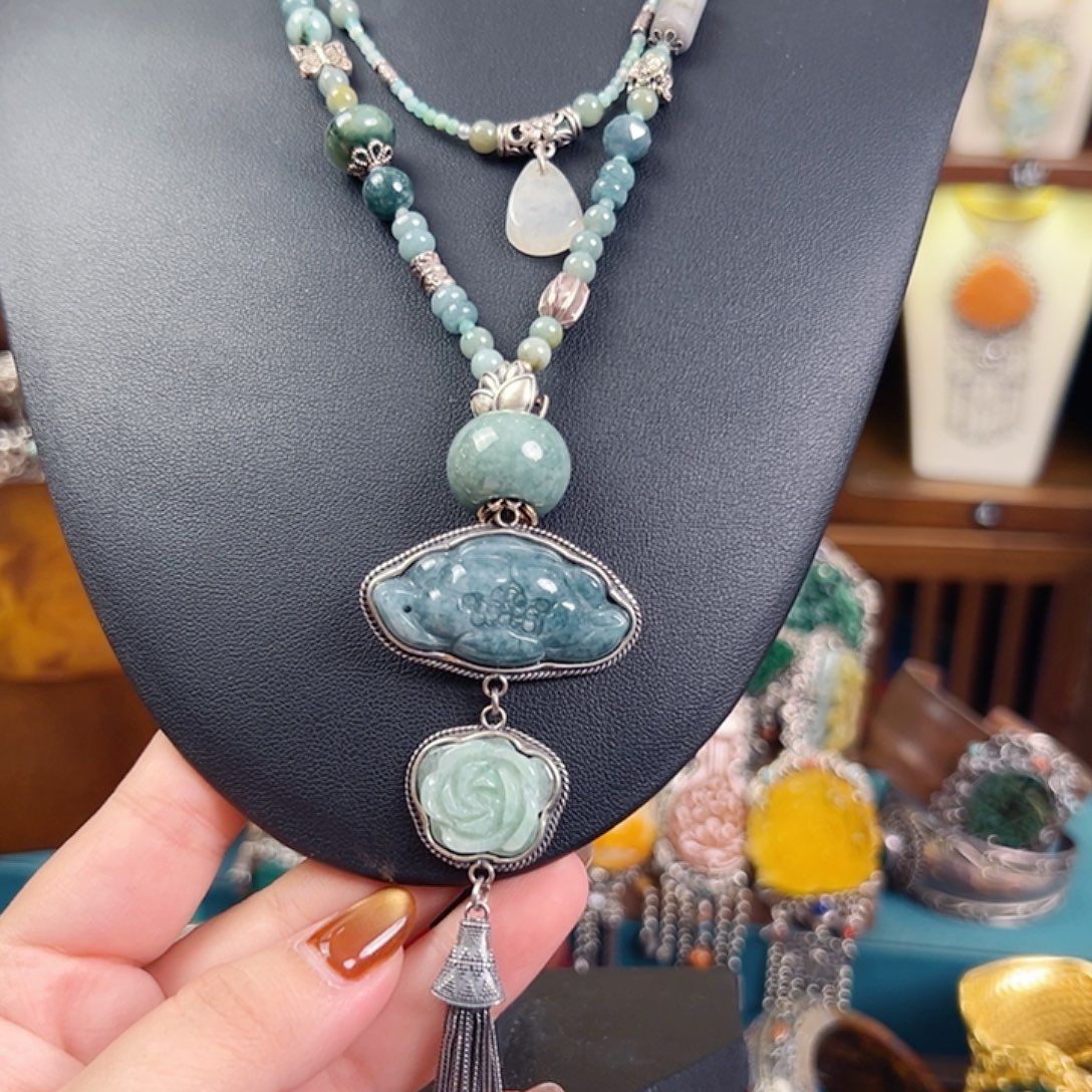 翡翠银S925镶嵌颈饰国风