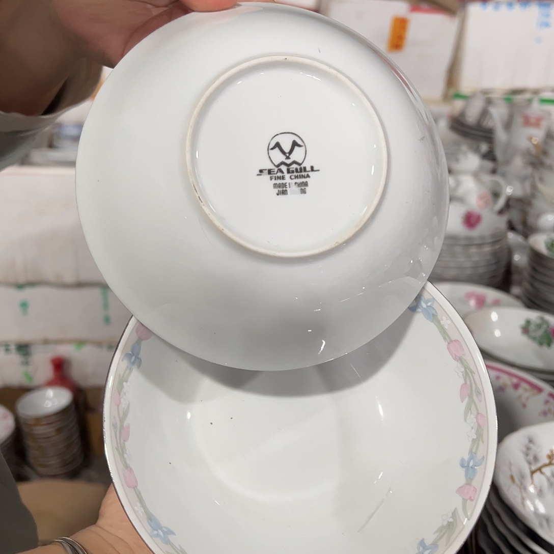 醴陵瓷直播供货基地釉上微瑕16厘米