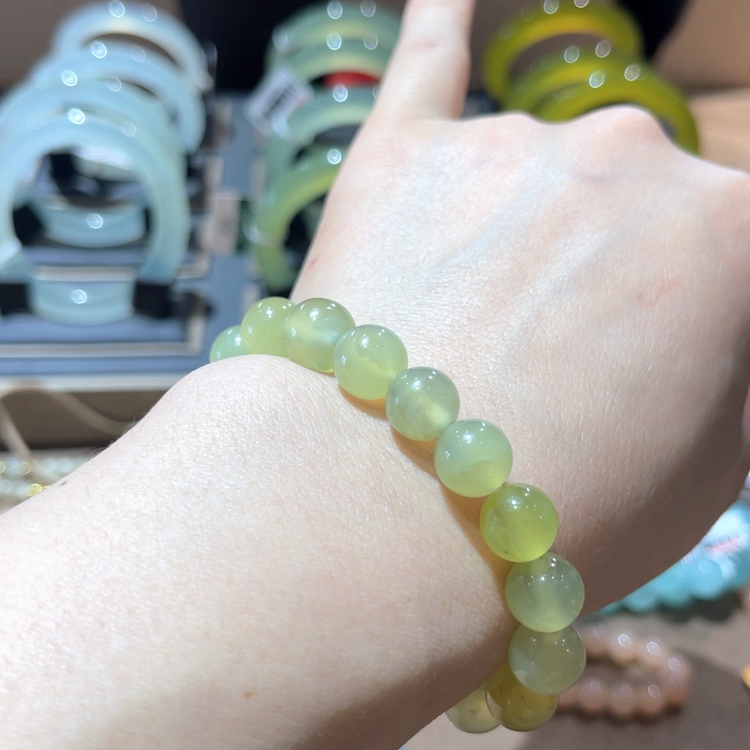 岫玉手镯未镶嵌手镯