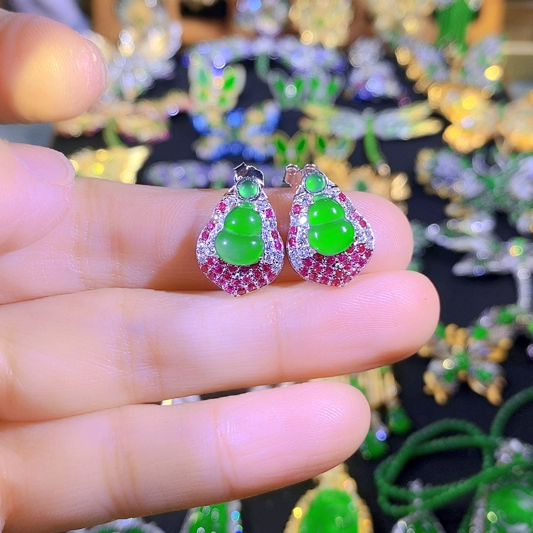 颈饰银S925镶嵌翡翠