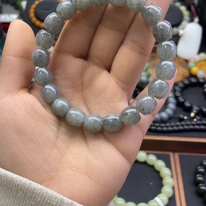 和田玉未镶嵌手串