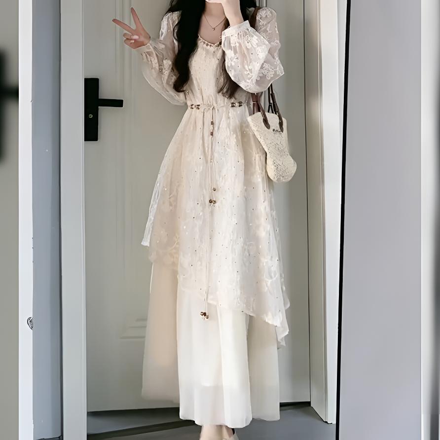 假两件度假风长袖连衣裙2025春秋季新款烫银工艺旅游系带收腰刺绣