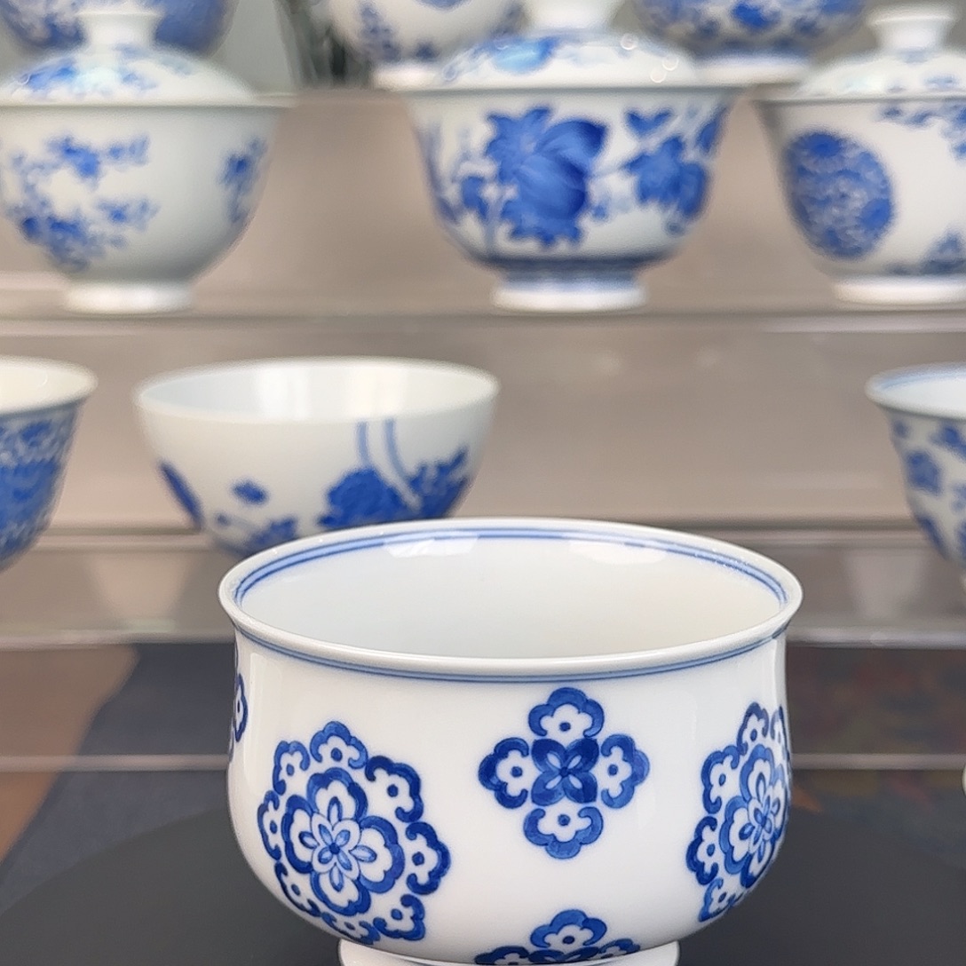 寶***森景德镇手工手绘青花杯