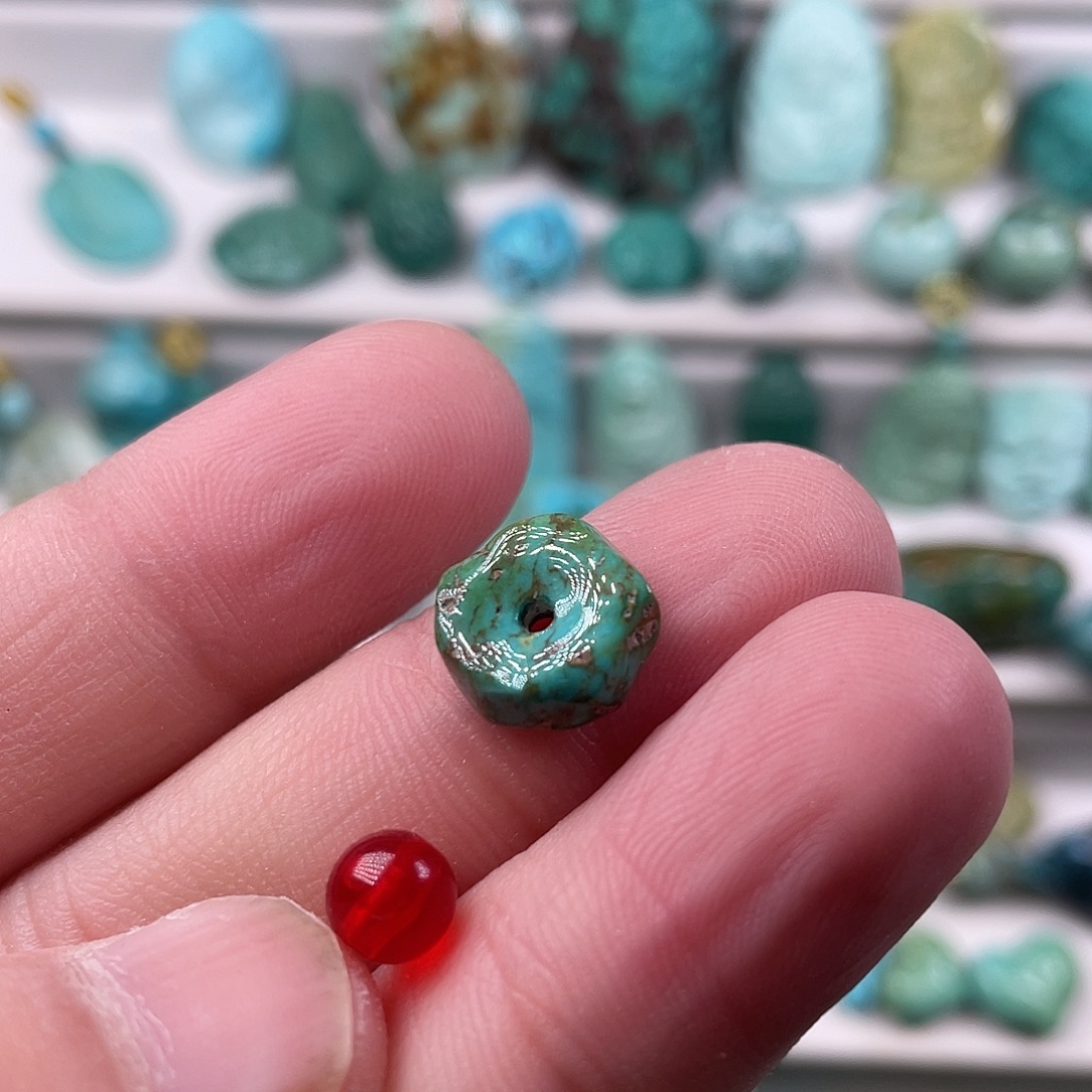 南红玛瑙未镶嵌颈饰