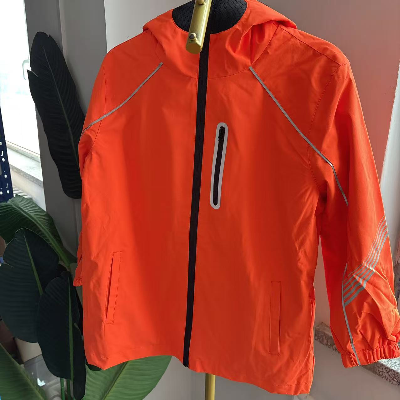 大庆仓【皇】儿童休闲冲锋衣外套货号1121429012（库位V253）11月4日