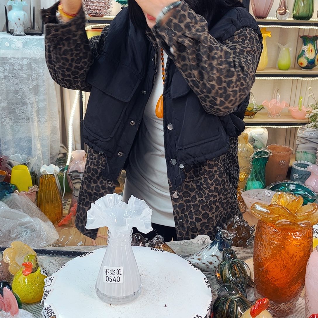 0540 家悦琉璃工艺品不完美