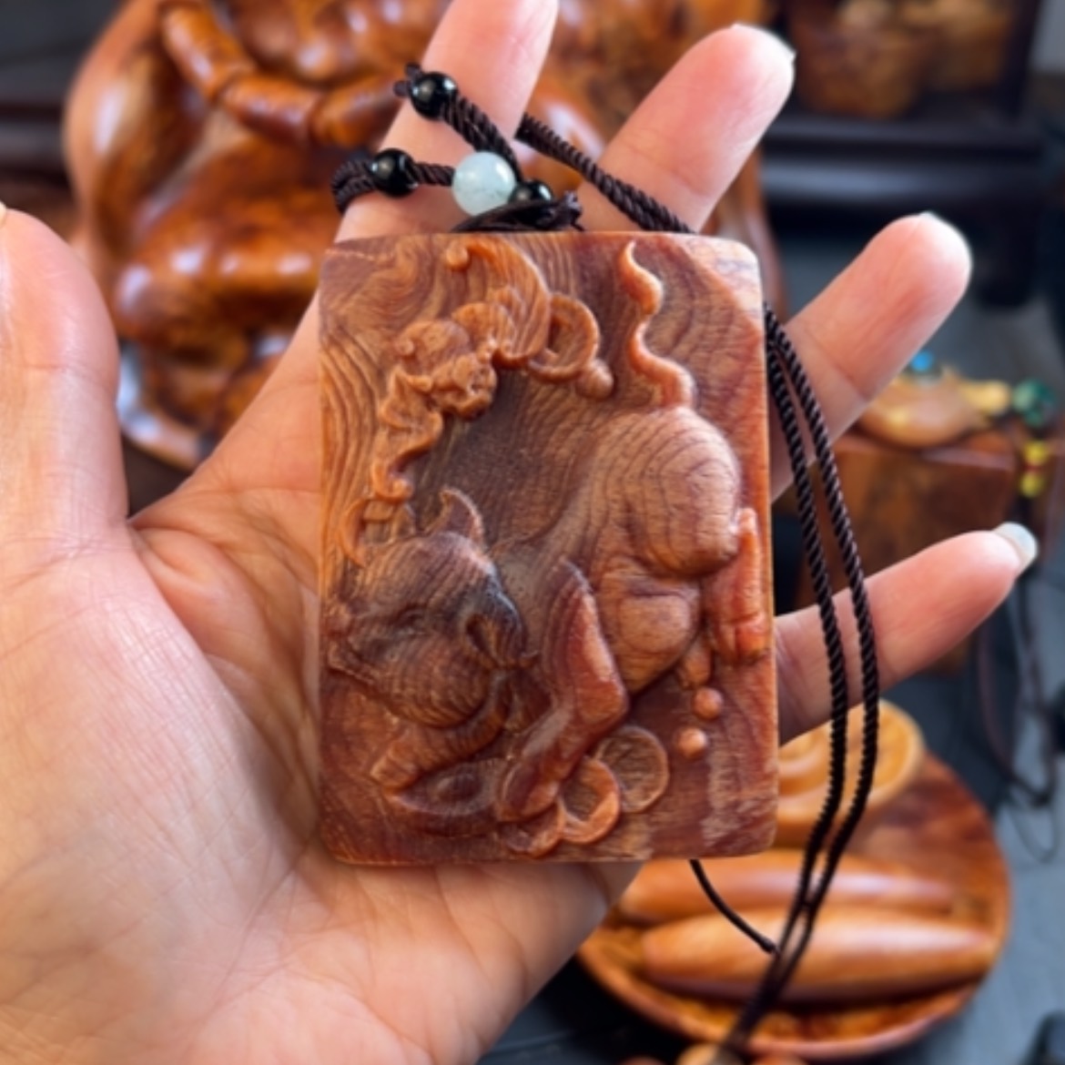 【闪购商品】松木（琥珀木）把件