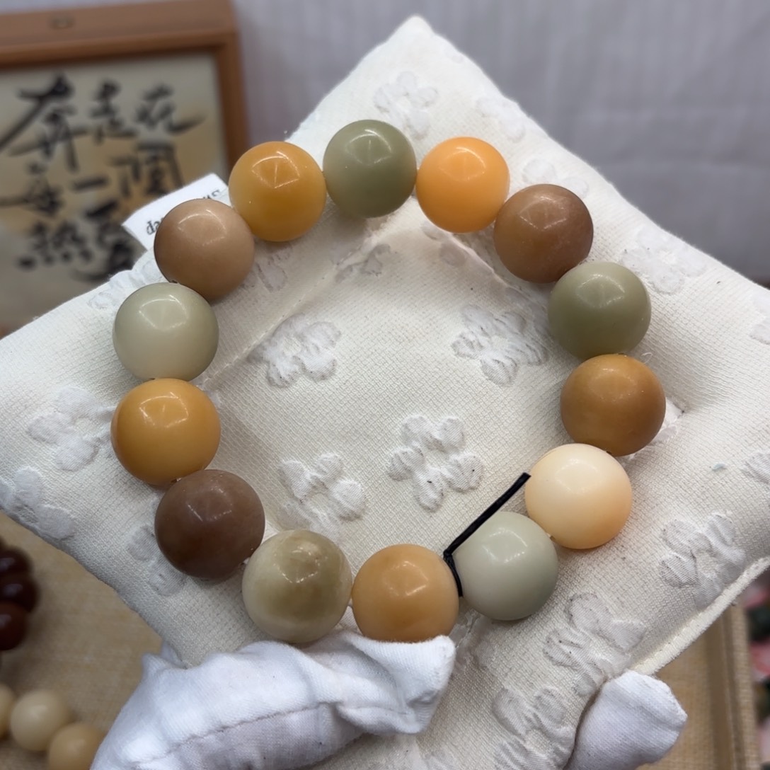 菩提根/象牙果吊坠20干磨微瑕落地果特价福利872