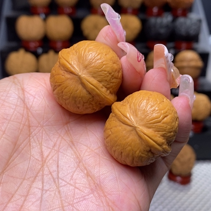 文玩核桃把件晶玉21号30尺