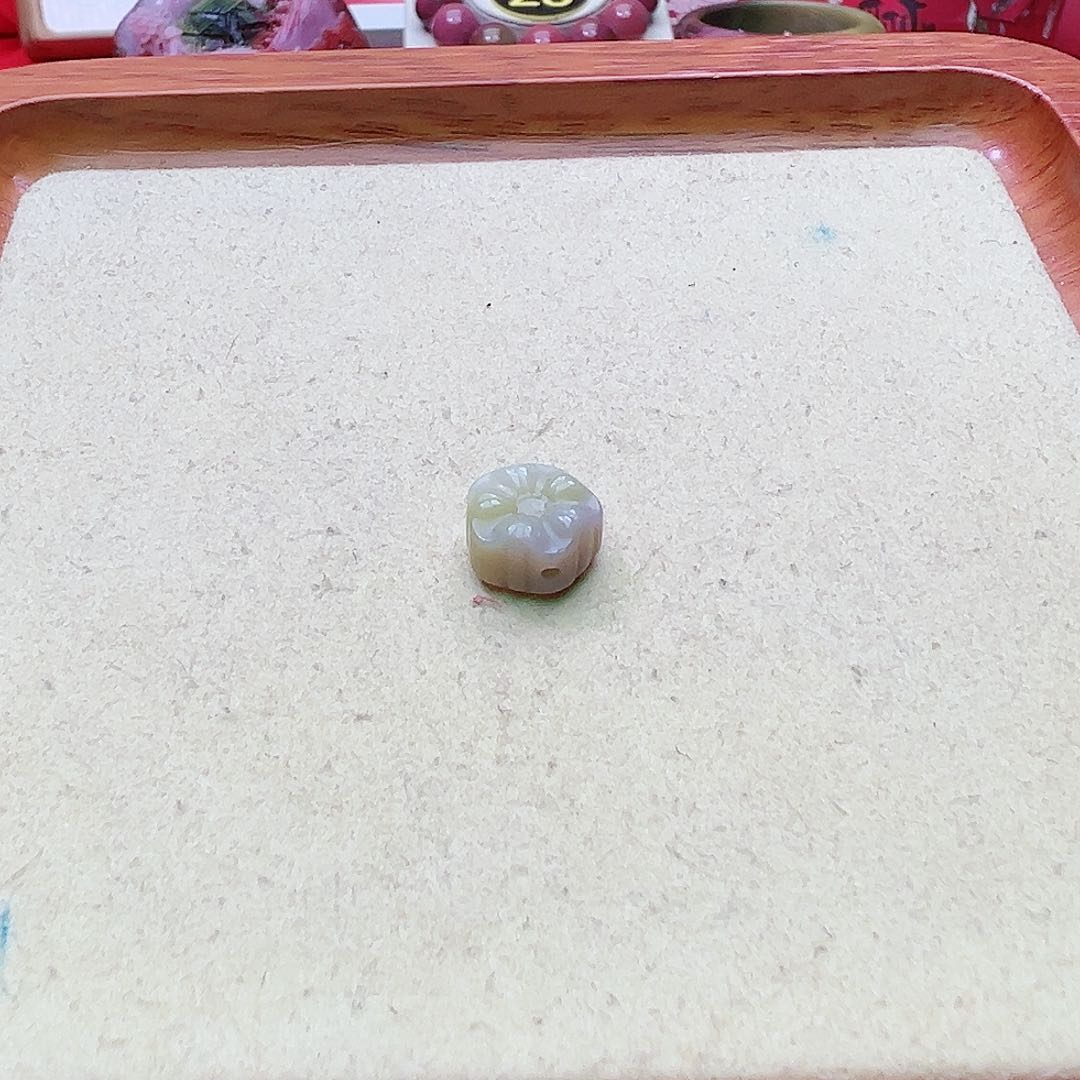 石英质玉盐源玛瑙定制未镶嵌